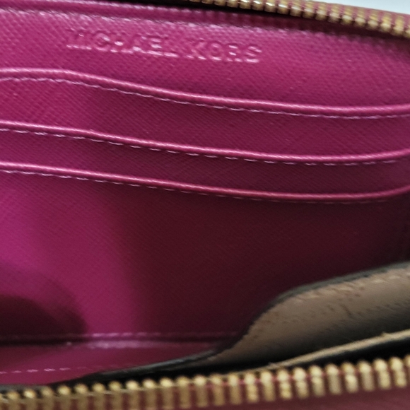 Wallet - Picture 5 of 10